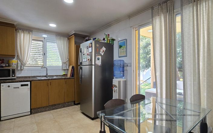 Image No.19-5 Bed Villa for sale