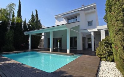 Villa de 5 chambres à vendre à La Canada