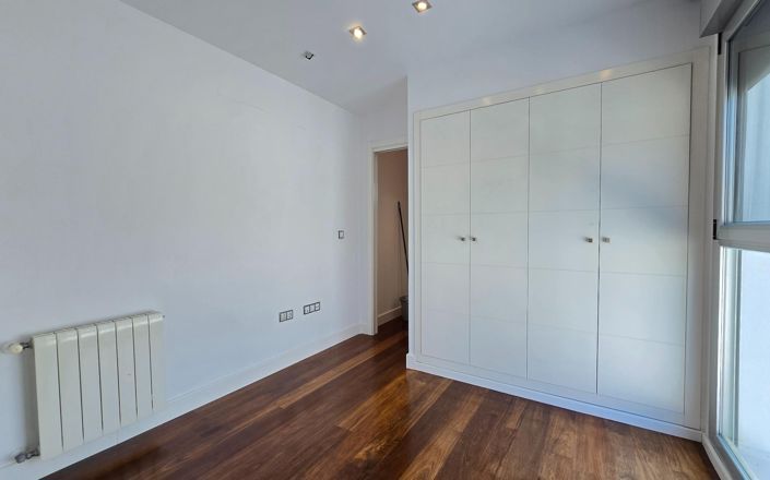 Image No.19-5 Bed Villa for sale