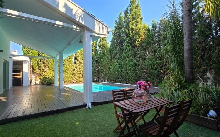 Image No.3-5 Bed Villa for sale