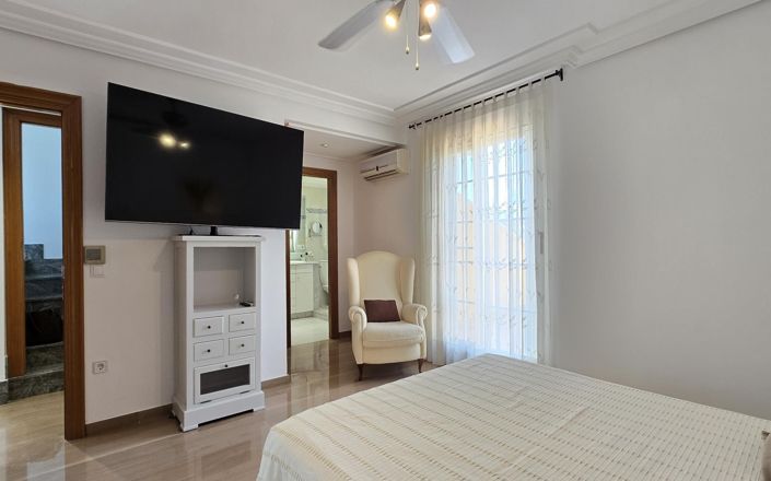 Image No.24-Villa de 5 chambres à vendre à Valencia