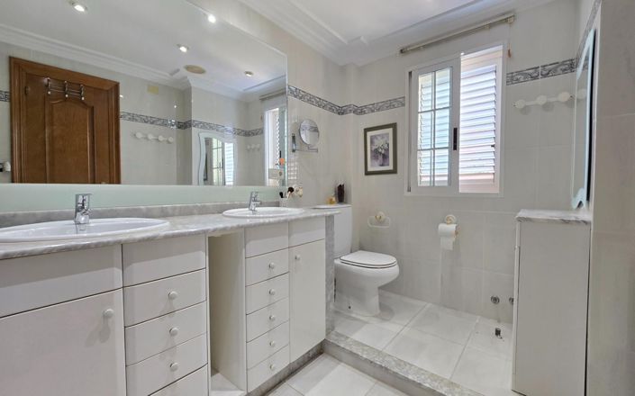 Image No.26-Villa de 5 chambres à vendre à Valencia