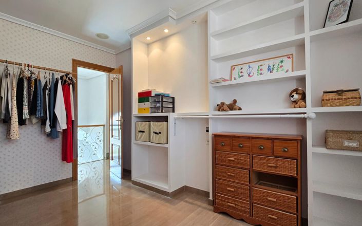 Image No.28-Villa de 5 chambres à vendre à Valencia