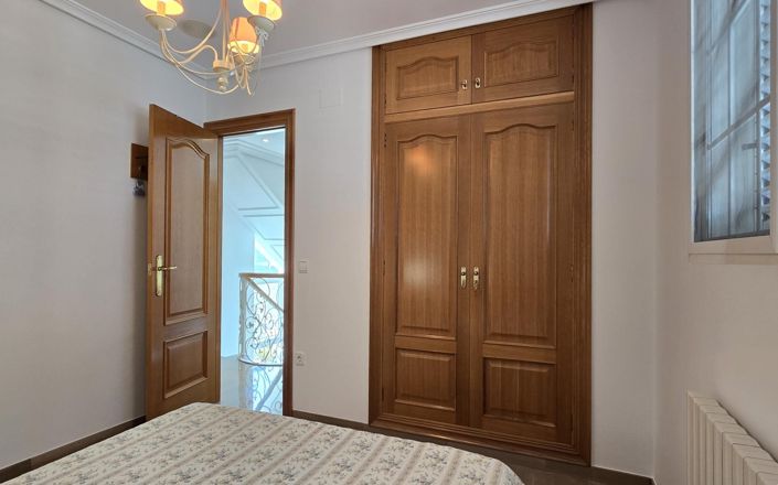 Image No.30-Villa de 5 chambres à vendre à Valencia