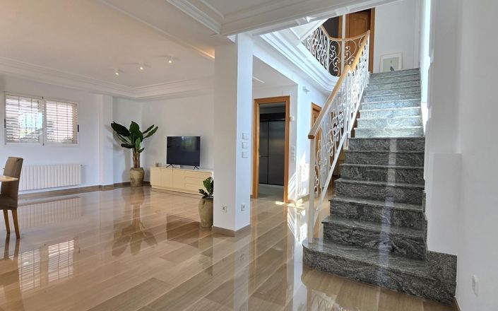 Image No.4-Villa de 5 chambres à vendre à Valencia