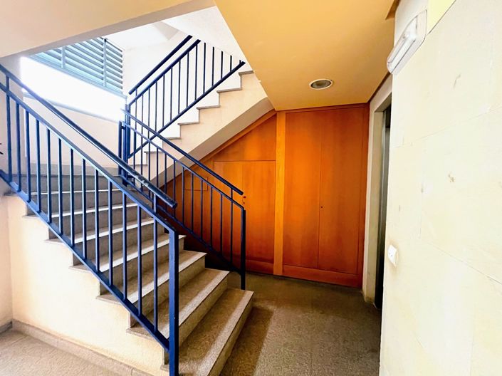 Image No.17-3 Bed Apartment for sale