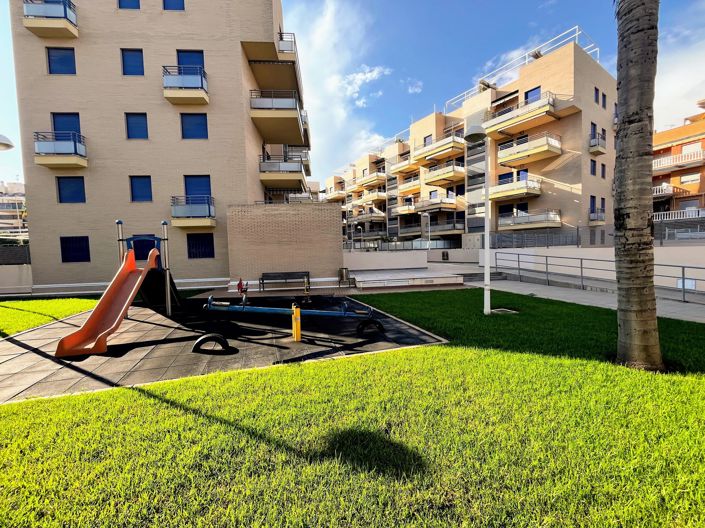 Image No.18-3 Bed Apartment for sale