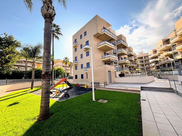 Image No.19-3 Bed Apartment for sale