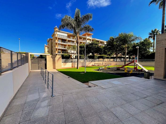 Image No.20-3 Bed Apartment for sale