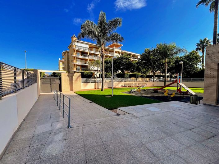 Image No.21-3 Bed Apartment for sale