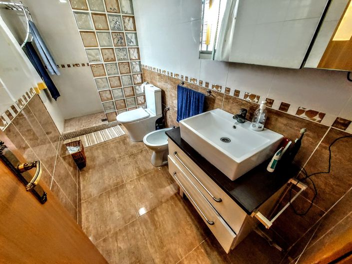 Image No.23-4 Bed Villa for sale