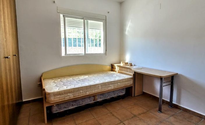 Image No.5-4 Bed Villa for sale