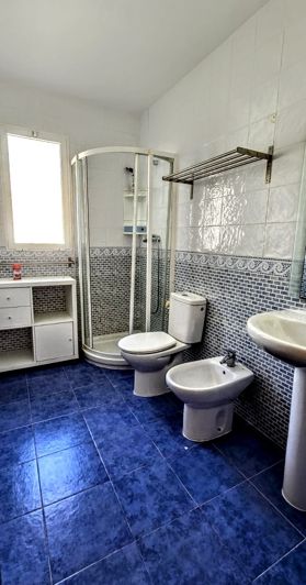 Image No.8-4 Bed Villa for sale