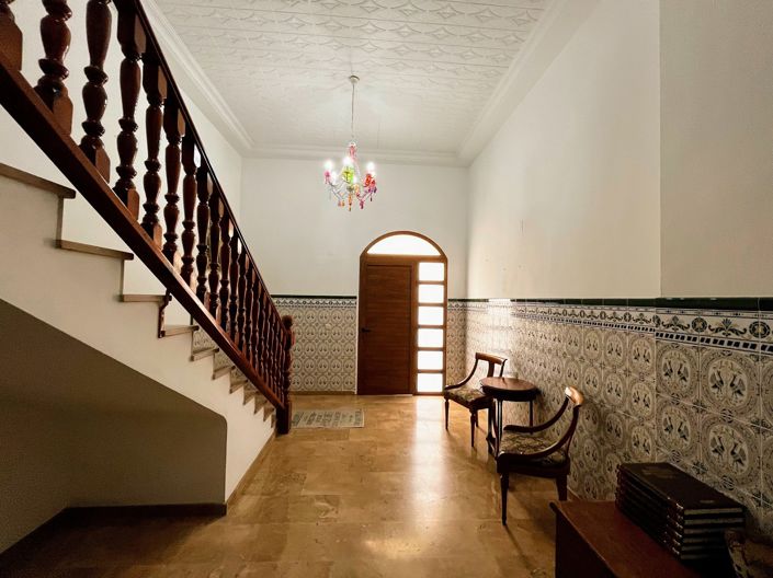 Image No.4-5 Bed Townhouse for sale