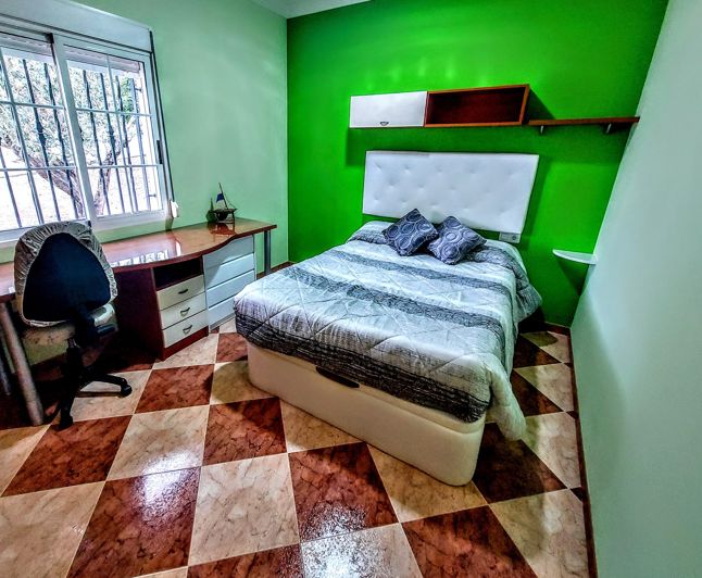 Image No.12-5 Bed Villa for sale