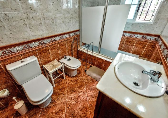 Image No.14-5 Bed Villa for sale