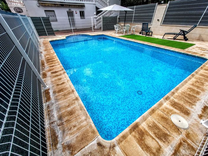 Image No.2-5 Bed Villa for sale