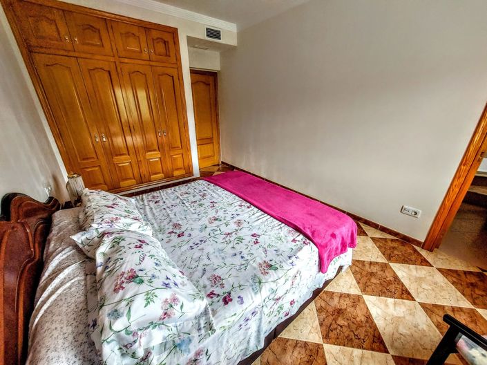 Image No.20-5 Bed Villa for sale