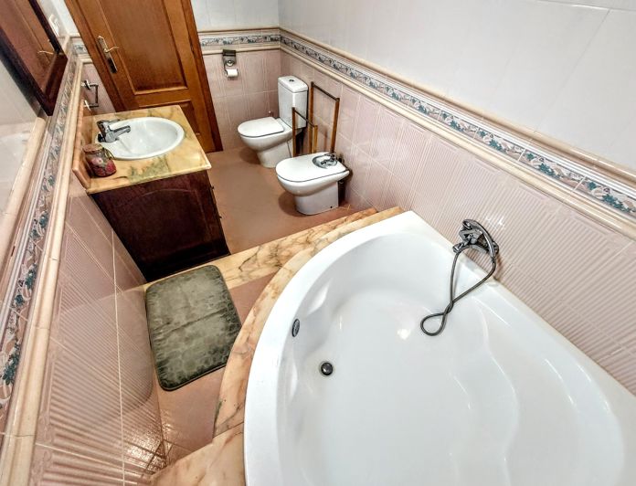 Image No.23-5 Bed Villa for sale