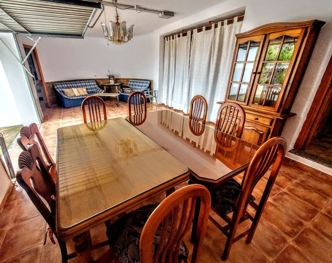 Image No.27-5 Bed Villa for sale