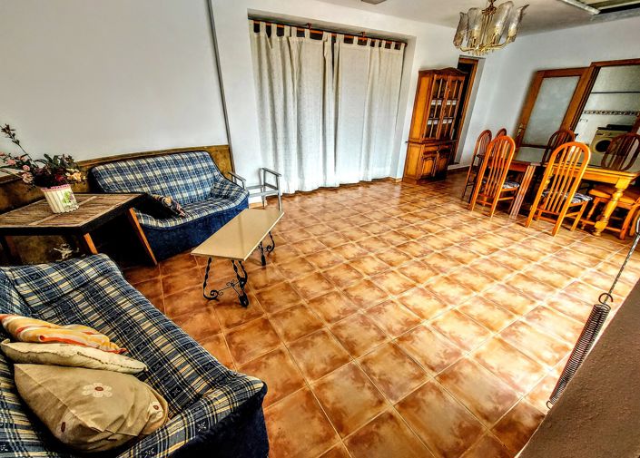 Image No.28-5 Bed Villa for sale