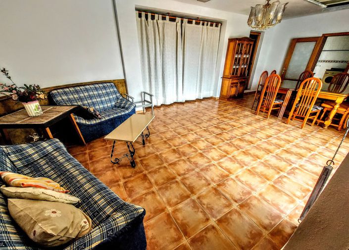 Image No.28-5 Bed Villa for sale