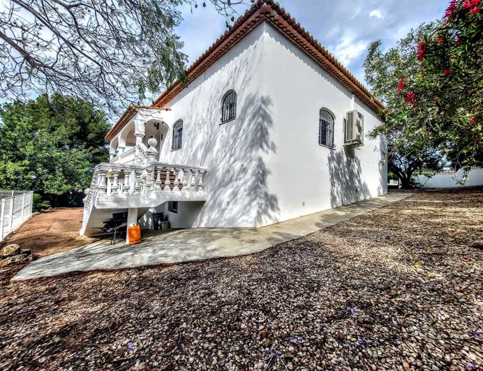 Image No.38-5 Bed Villa for sale