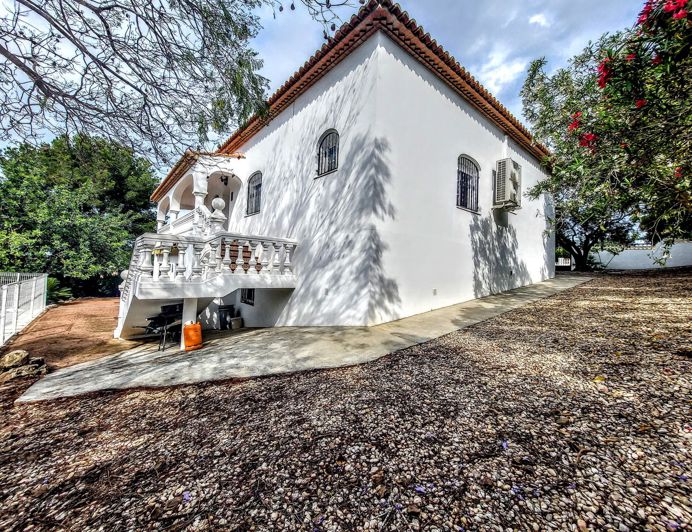 Image No.38-5 Bed Villa for sale