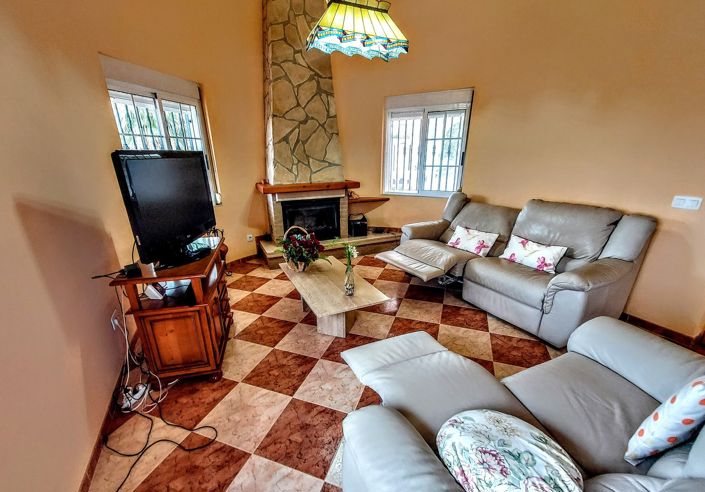 Image No.4-5 Bed Villa for sale