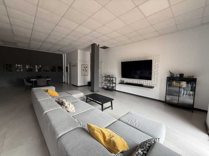 Image No.21-7 Bed Villa for sale