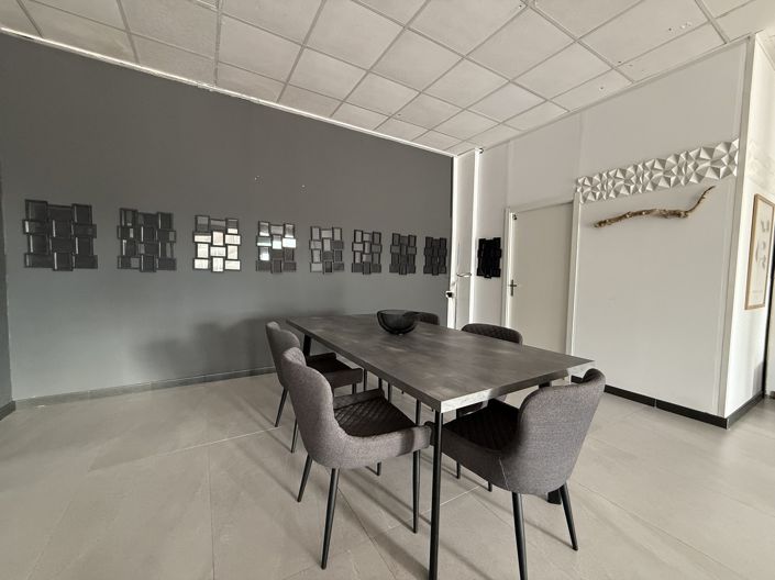 Image No.24-7 Bed Villa for sale