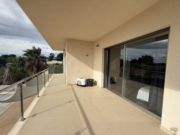 Image No.6-7 Bed Villa for sale