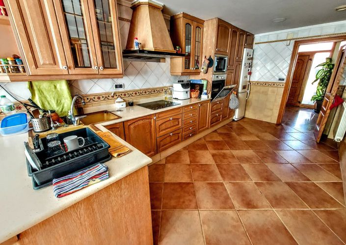 Image No.10-4 Bed Villa for sale