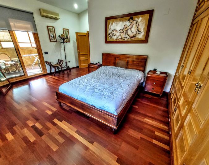 Image No.14-4 Bed Villa for sale