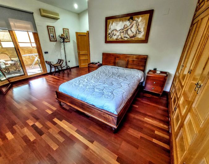 Image No.14-4 Bed Villa for sale