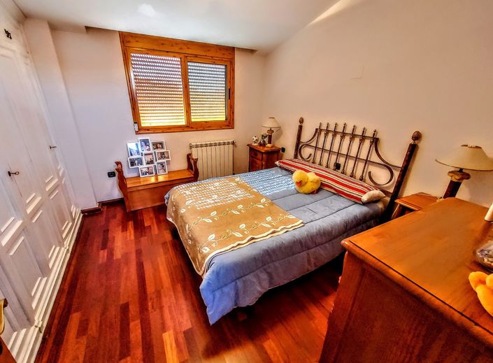 Image No.20-4 Bed Villa for sale