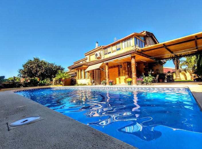 Image No.37-4 Bed Villa for sale