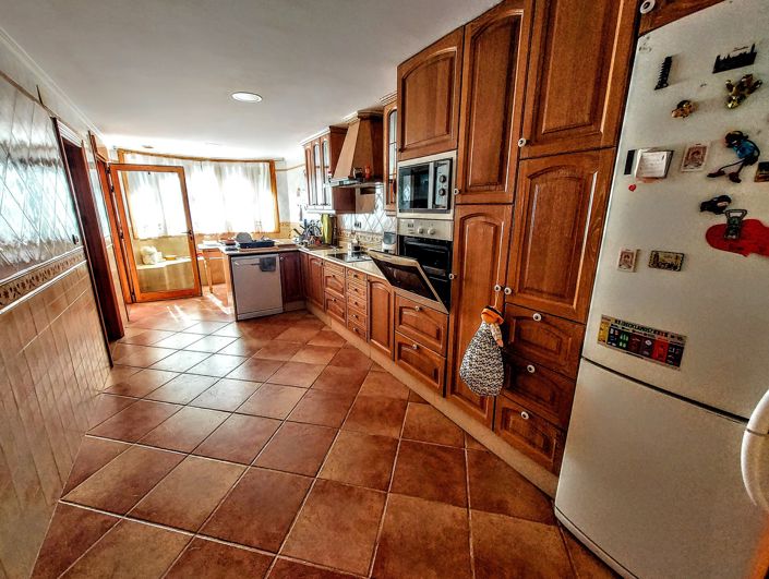 Image No.9-4 Bed Villa for sale