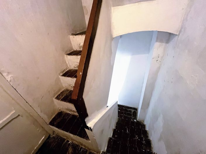 Image No.19-4 Bed Apartment for sale