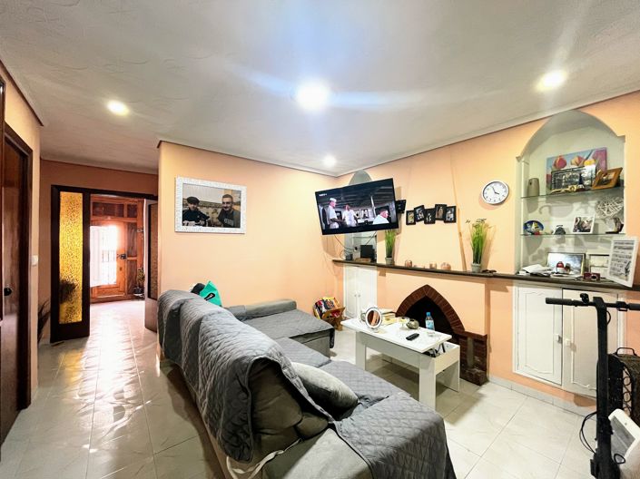 Image No.7-4 Bed Apartment for sale