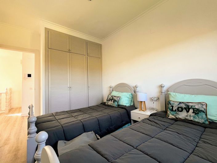 Image No.25-4 Bed Villa for sale