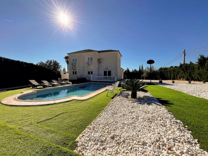 Image No.3-Villa de 4 chambres à vendre à Lliria