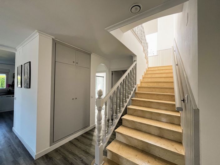 Image No.5-Villa de 4 chambres à vendre à Lliria