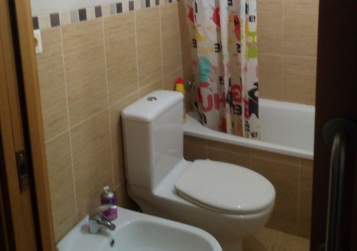 Image No.7-2 Bed Property for sale