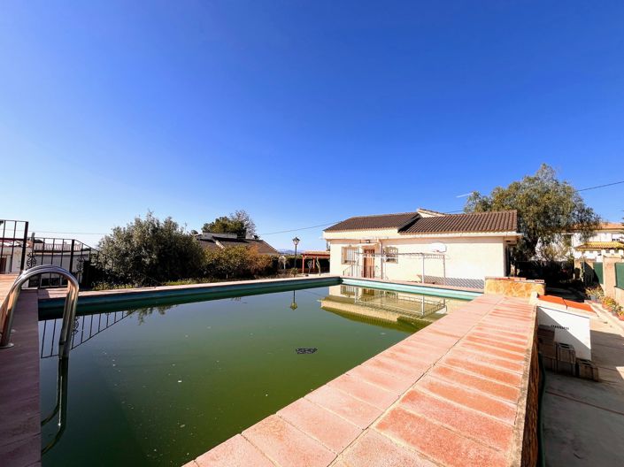 Image No.2-3 Bed Villa for sale