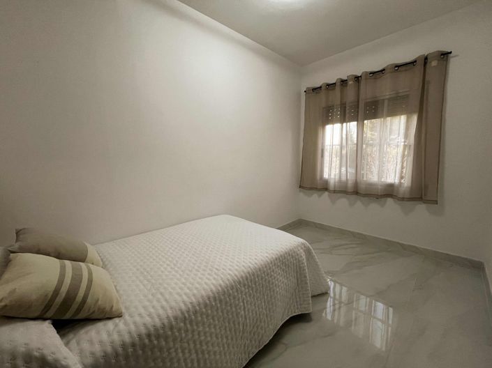 Image No.20-3 Bed Villa for sale