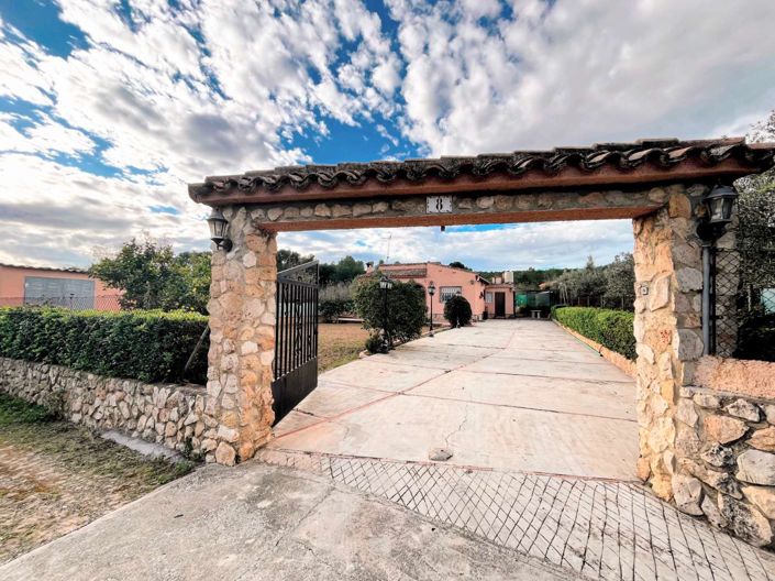 Image No.2-3 Bed Villa for sale