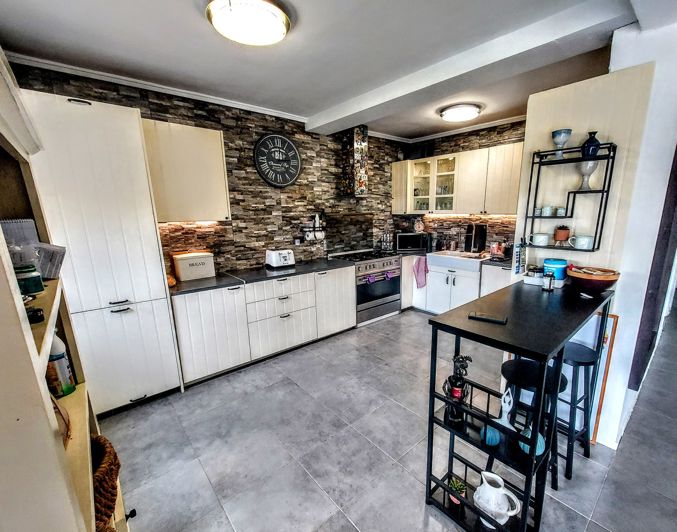 Image No.10-4 Bed Villa for sale