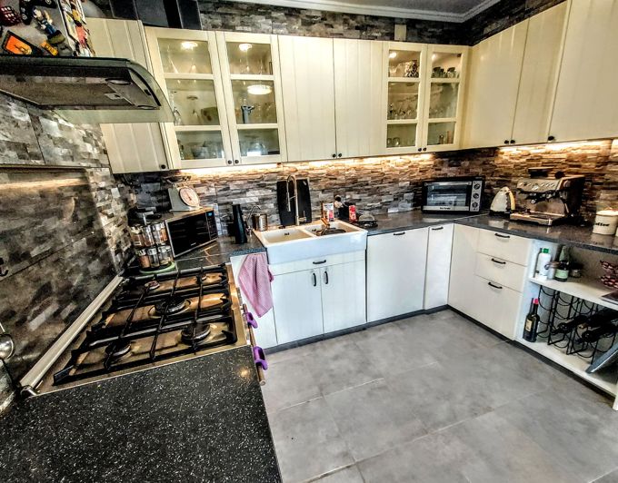 Image No.12-4 Bed Villa for sale