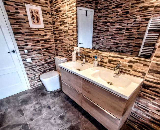 Image No.20-4 Bed Villa for sale